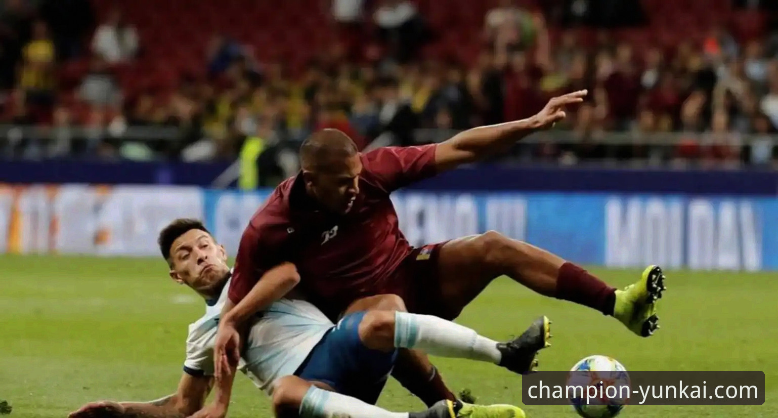 深度解析阿根廷锋线危机：从帕尼切利重伤看数据平台的价值